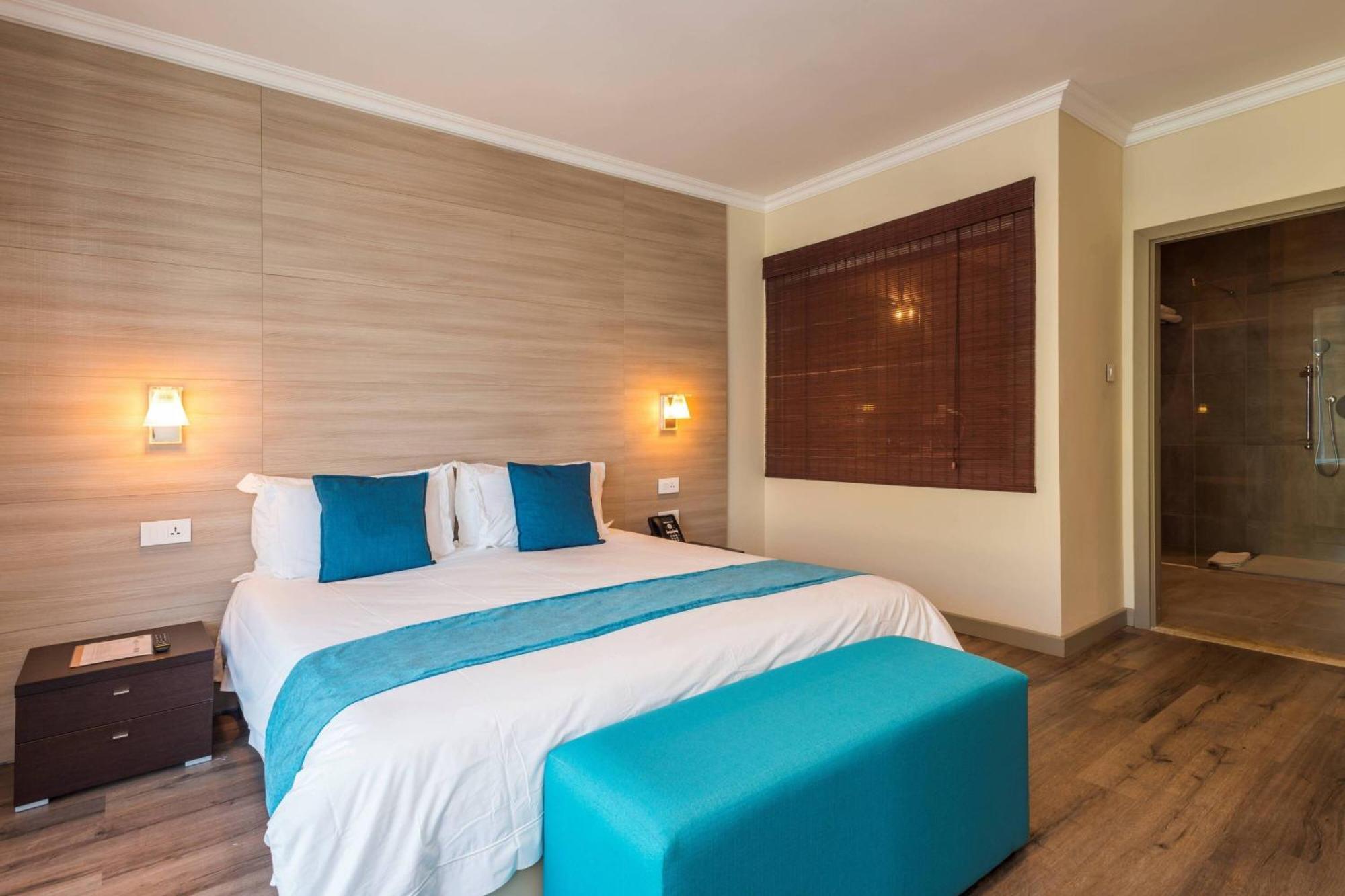 Protea Hotel By Marriott Gaborone Masa Square Exterior photo